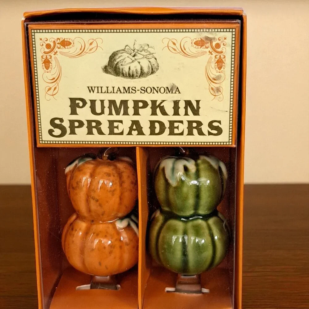 Williams Sonoma Pumpkin spreaders, set of 2
